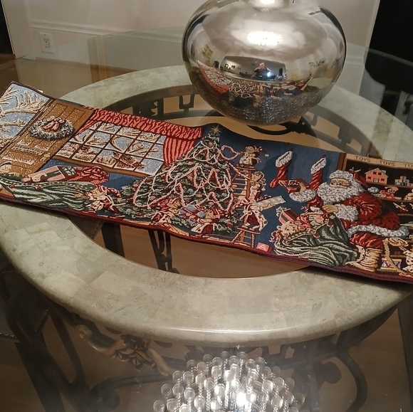 Christmas Runner For Table Manual Woodworkers & Weavers Santa & Elves Holiday - Picture 3 of 16